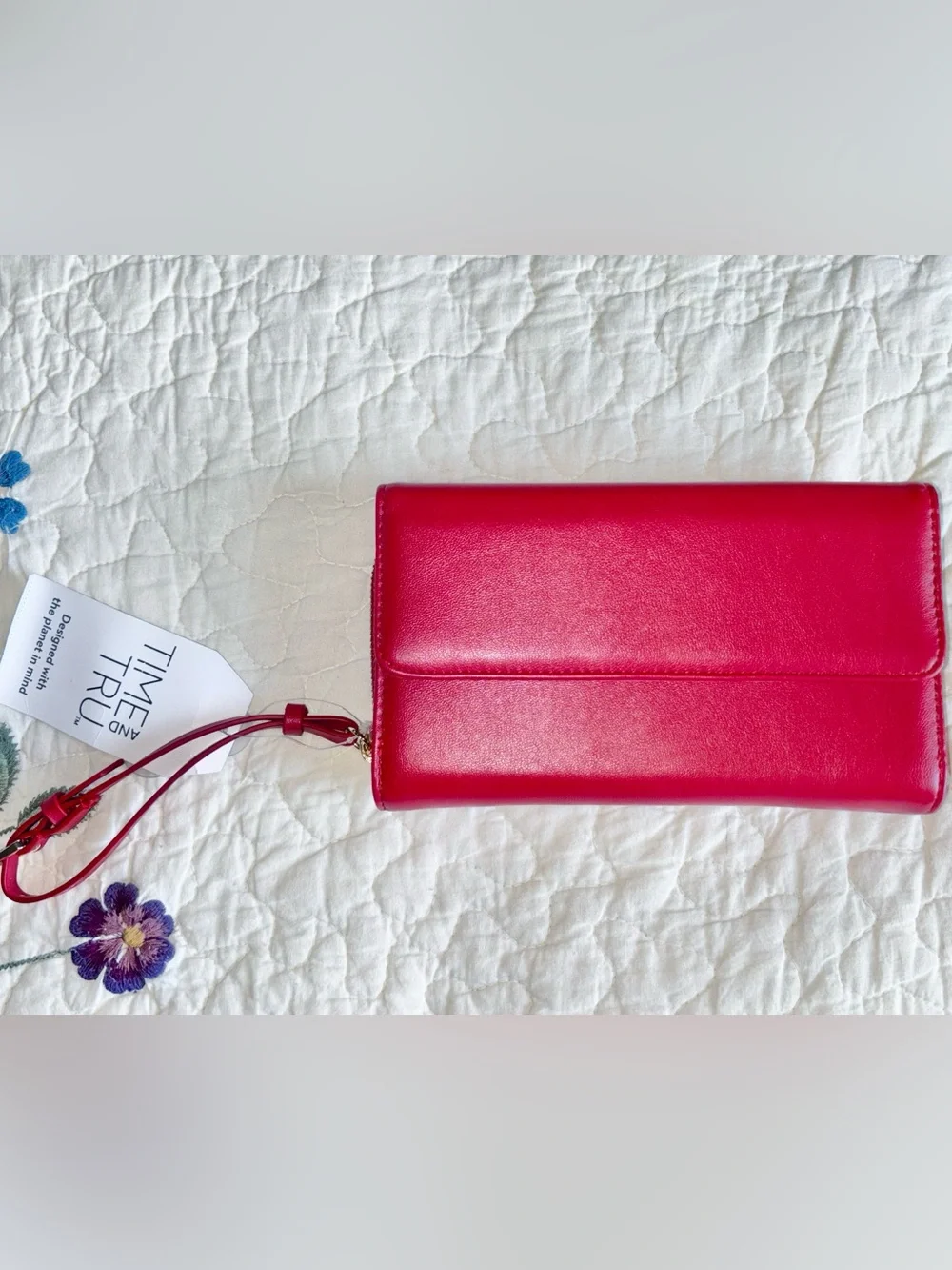 Time & Tru Red Wristlet Wallet | NWT *